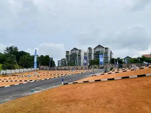 Residential land for sale in Athurugiriya C33