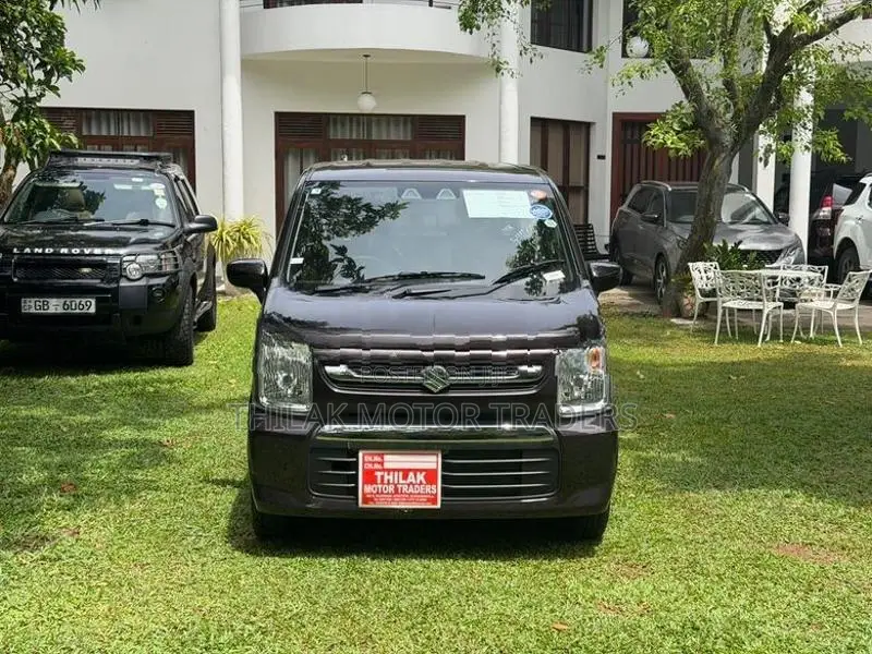 Suzuki Wagon R FX 2025