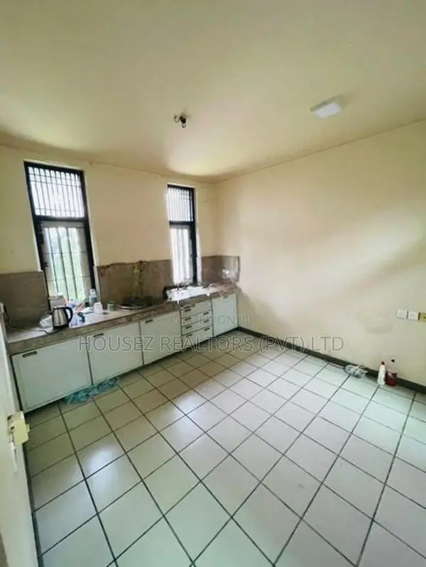 Valuable 2 Houses for Sale – Heart of Kohuwala
