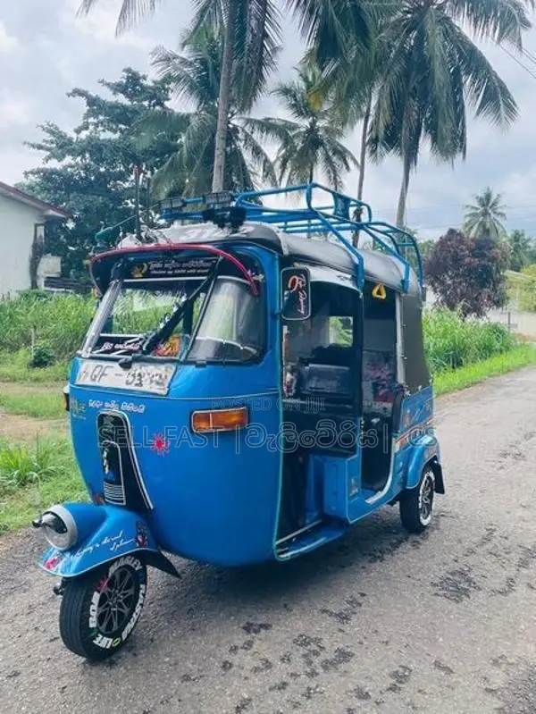 Bajaj RE 2006