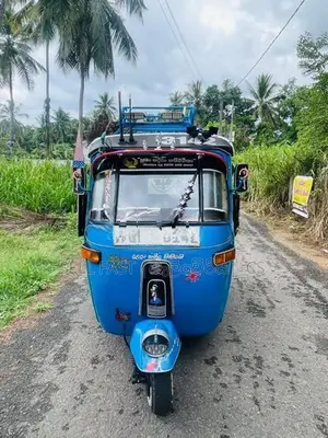 Bajaj RE 2006