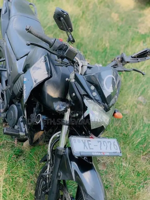 Yamaha FZ v1 2012
