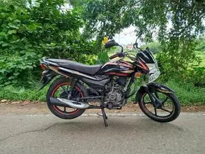 Bajaj Platina 100 ES 2015