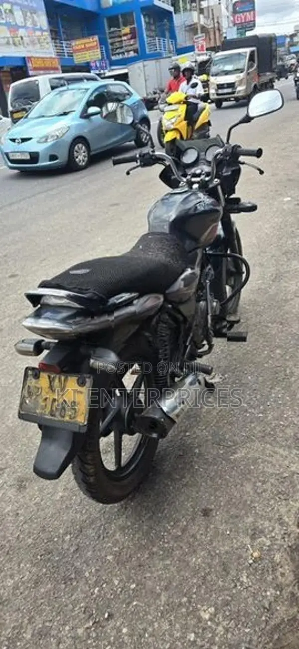 Bajaj Discover used 2011
