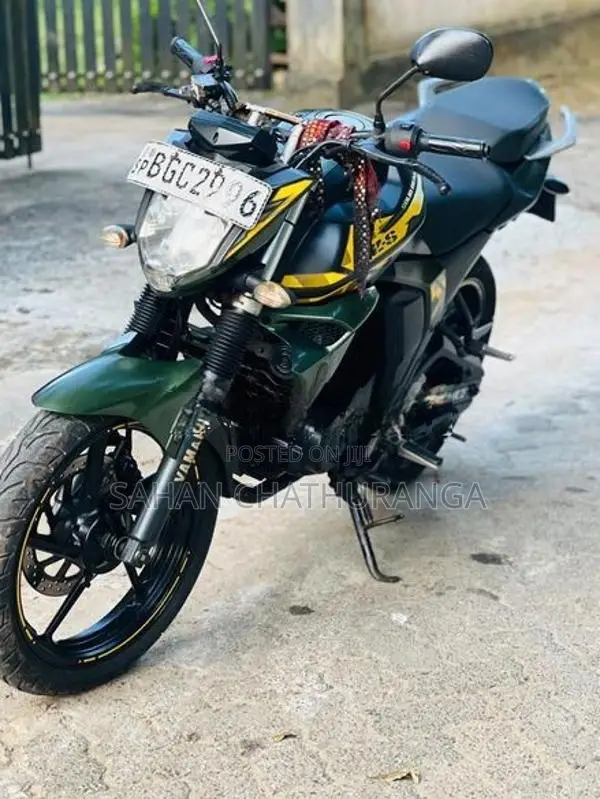 Yamaha FZs V2 2017