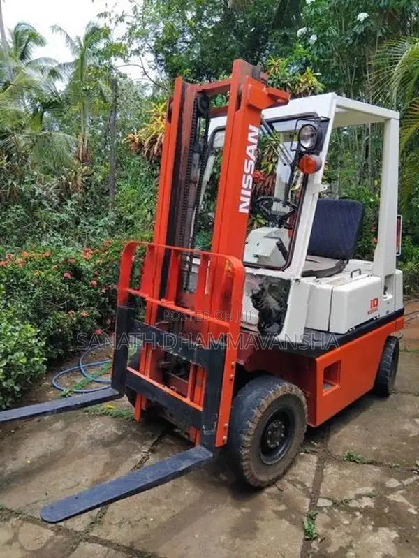 Nissan 1T Forklift 2008