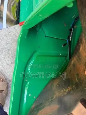 Bajaj RE 2015