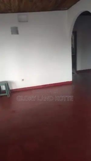 Upstair House for Rent in Pitakotte