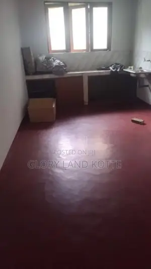 Upstair House for Rent in Pitakotte