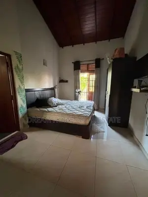 Spacious 4-Bedroom Family Home for Sale – Rajagiriya