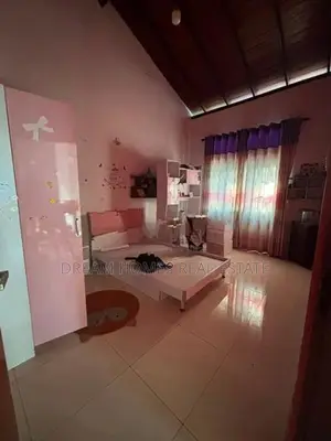 Spacious 4-Bedroom Family Home for Sale – Rajagiriya