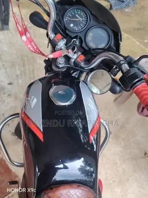 Bajaj CT100 2010