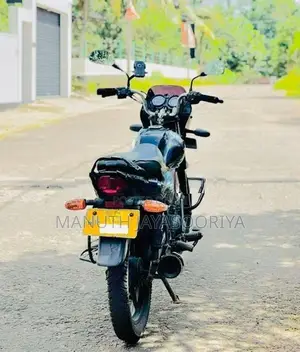 Bajaj Platina 125 2012
