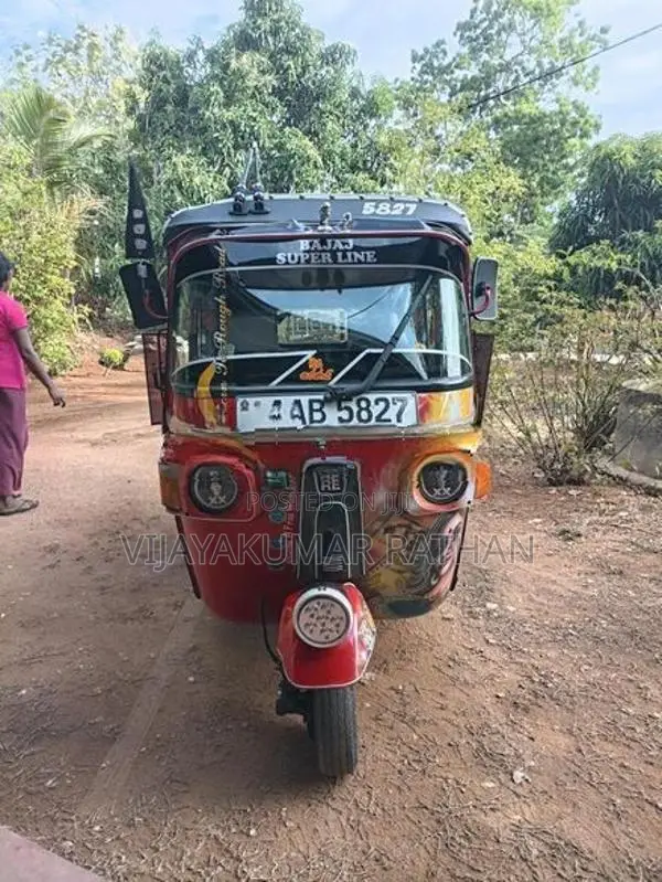 Bajaj RE AAB 2013