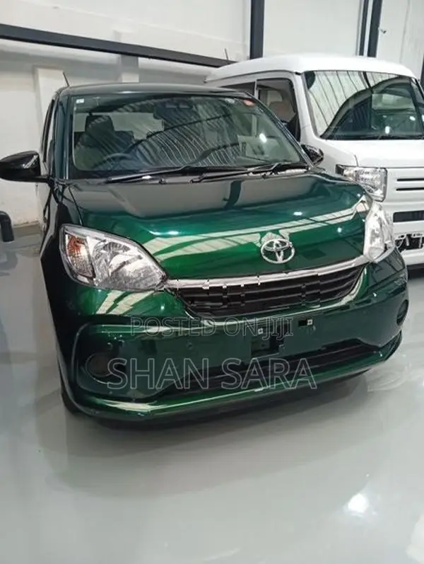 Toyota Passo X 2023