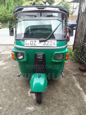 Bajaj RE Three Wheeler 2010