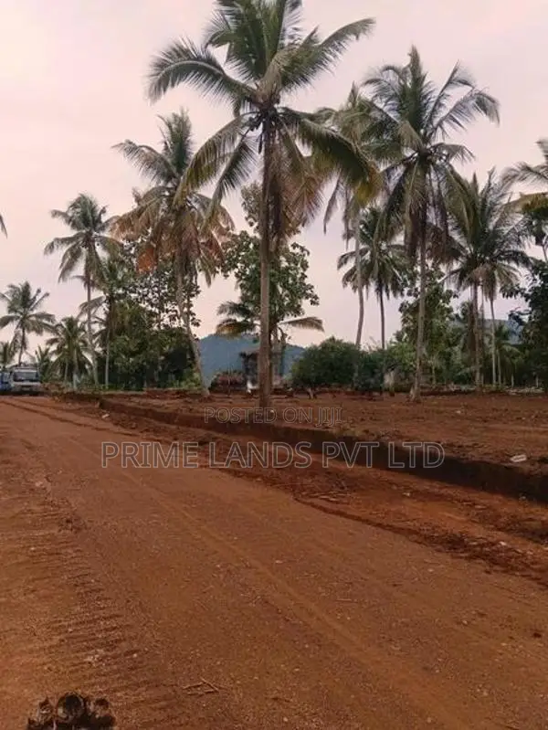 කුරුණෑගල නුවර පාර ආසන්නයේ ඉඩමක් විකිණීමට
