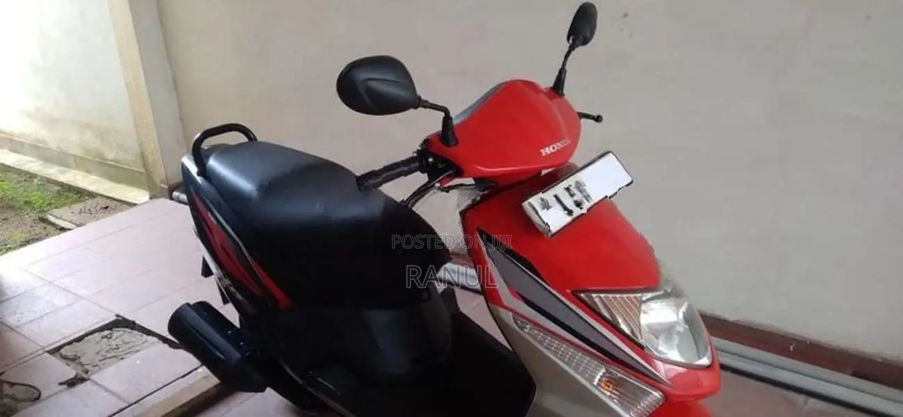 Honda Dio 2011