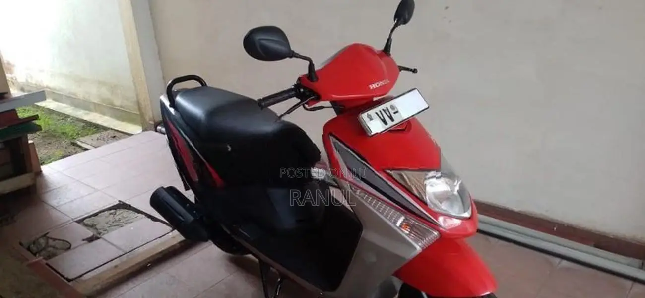 Honda Dio 2011