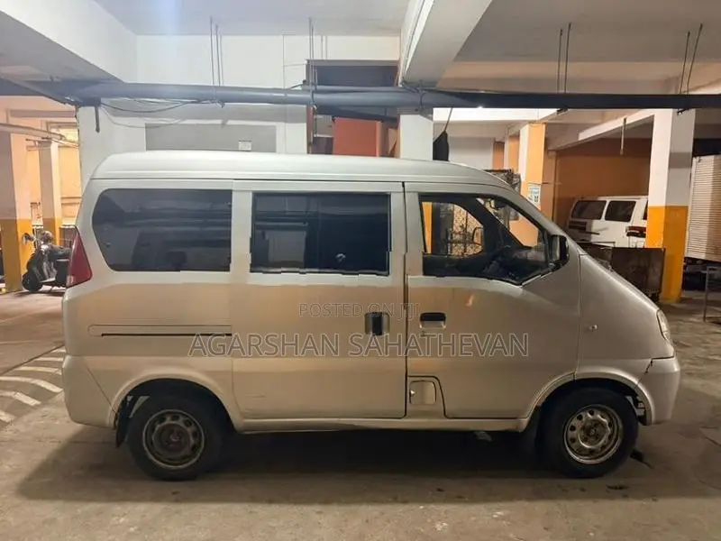 Micro Mpv 2013