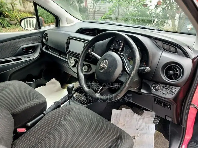 Toyota Vitz 2017