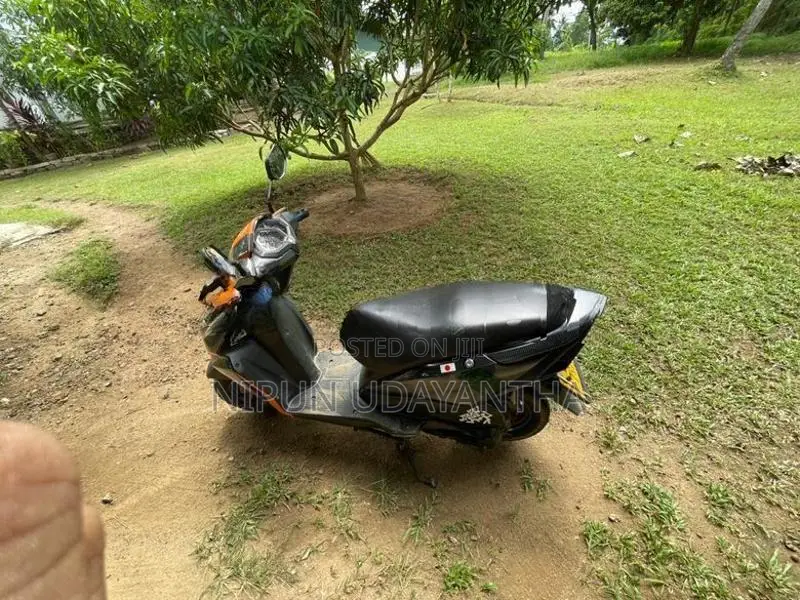 Honda Dio 2018
