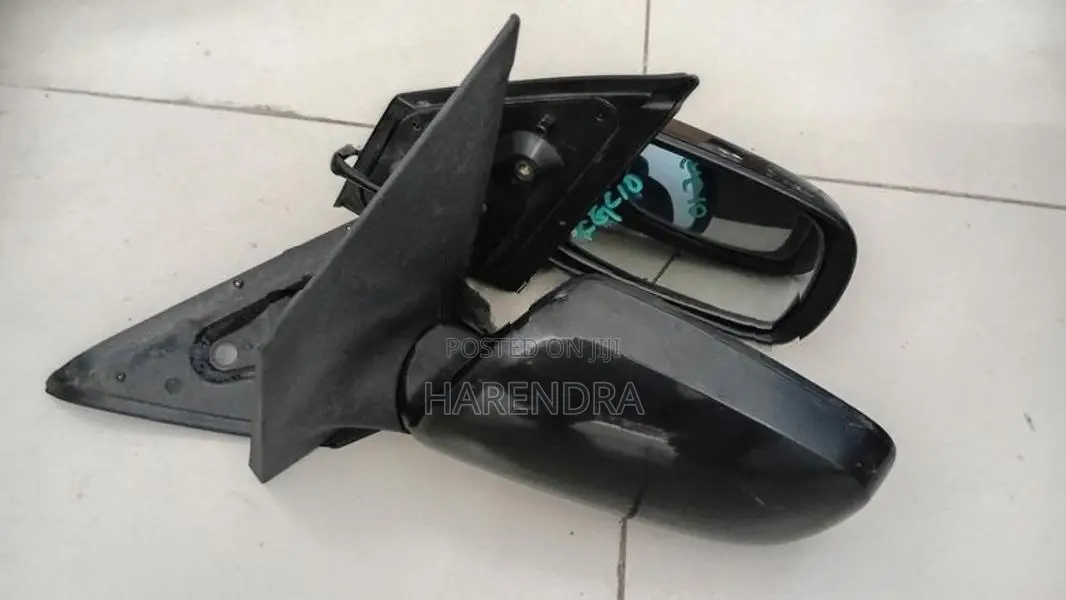 Toyota Passo KGC 10 Side Mirror