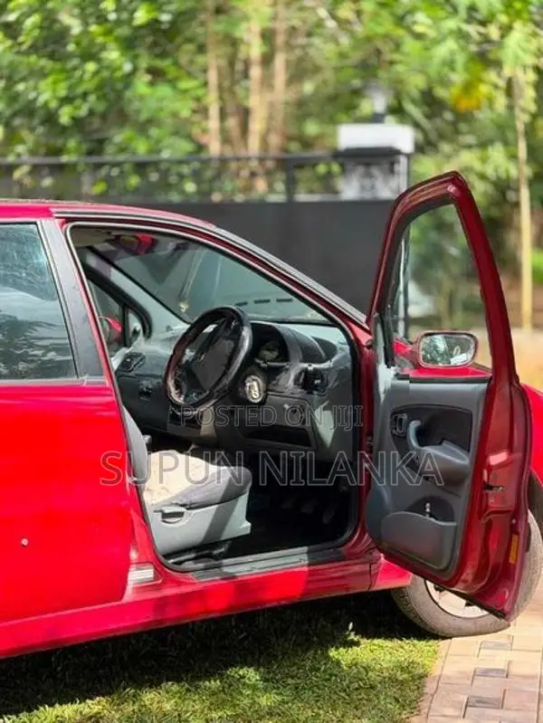 Tata Indica 2005