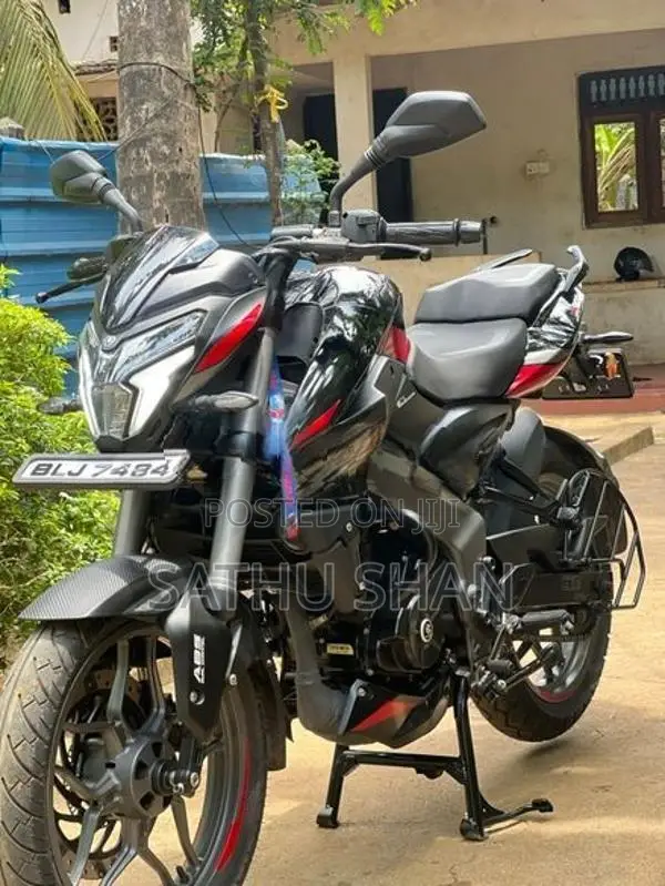 Bajaj Pulsar NS200 2026