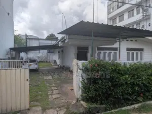 Land for Sale with A Beautiful Colonial-Style Single-Storey House
