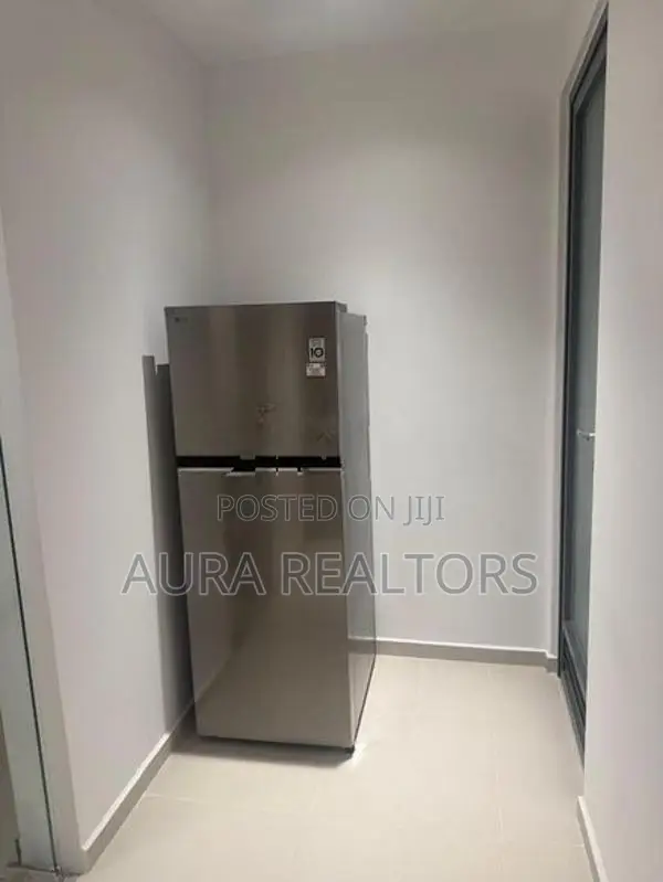 Apartment for Rent in Trizen Union Place Colombo 2(p-261)