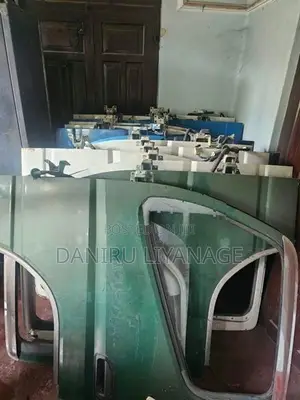 Mitsubishi Canter FE71 Door