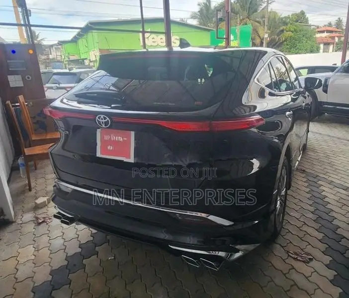 Toyota Harrier Modelista Body Kit 2025