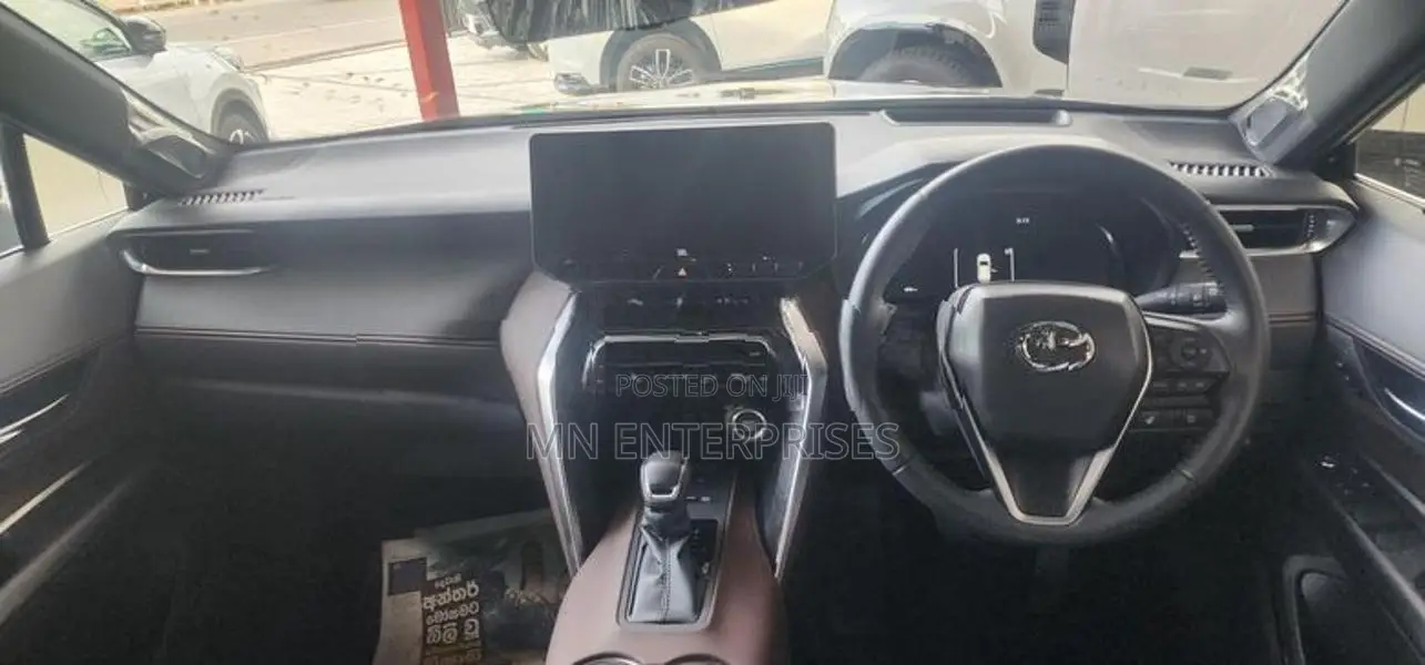 Toyota Harrier Modelista Body Kit 2025