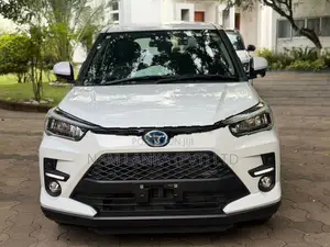Toyota Raize HYBRID 2025