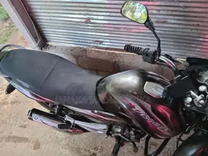 Bajaj Discover 125 2015