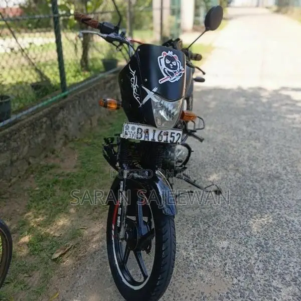 Bajaj Platina 100 2013