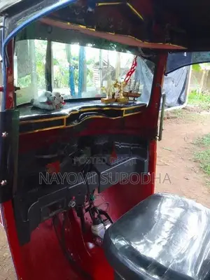 Bajaj RE 2008