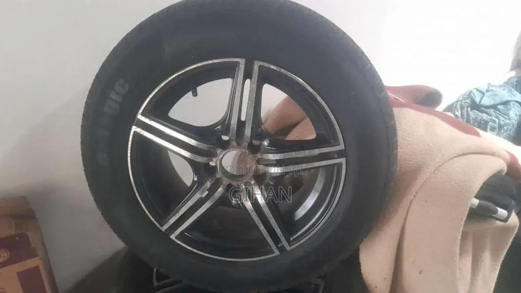 14" Alloy wheels with tyers for Car