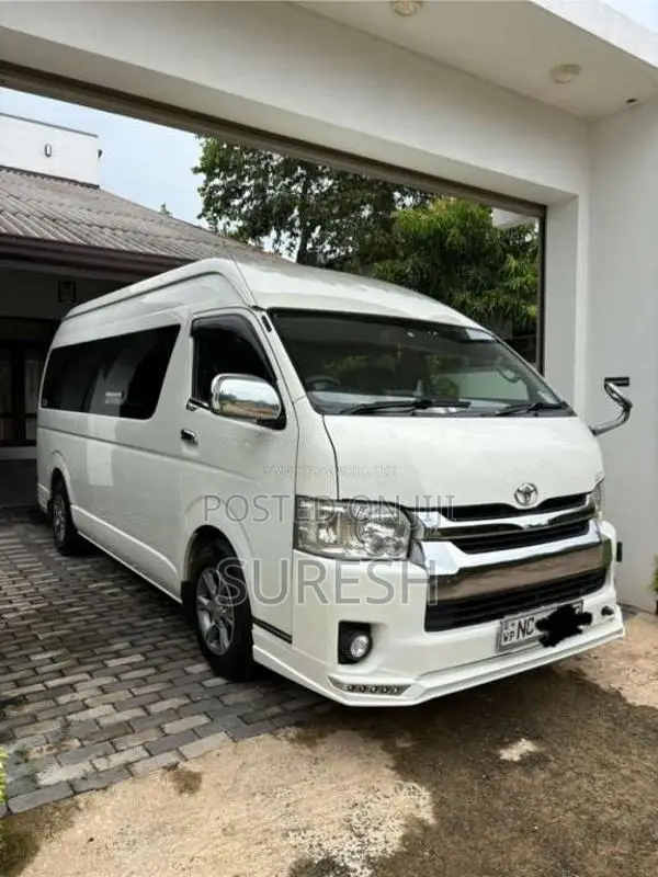Toyota KDH 2016 Van (Used)