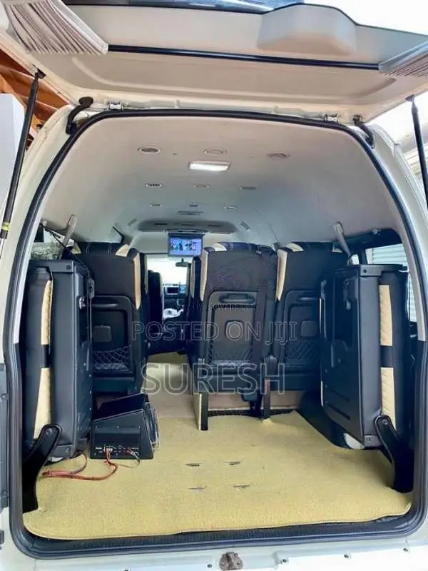 Toyota KDH 2016 Van (Used)