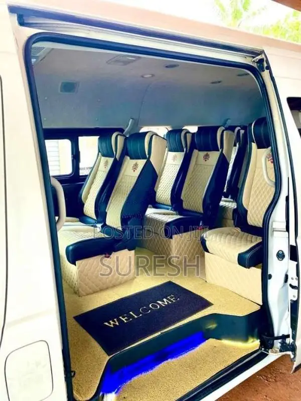 Toyota KDH 2016 Van (Used)