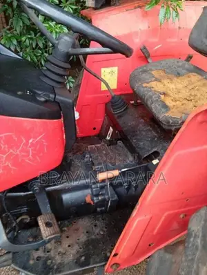 Smart Sema 503 2007 Tractor (Used)