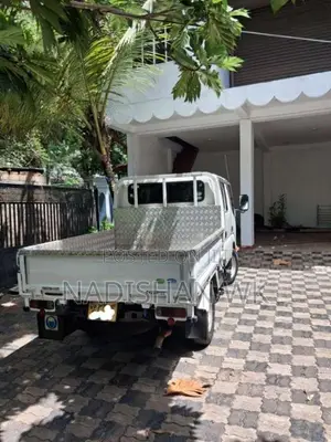 Toyota Dyna 2016 Crew Cab (Used)