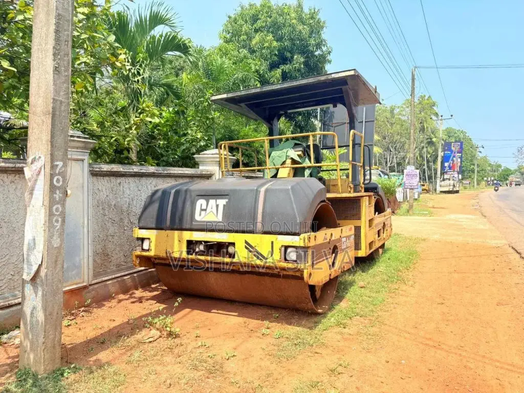 CAT CAT 2015 Heavy-Duty (Used)