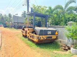 CAT CAT 2015 Heavy-Duty (Used)