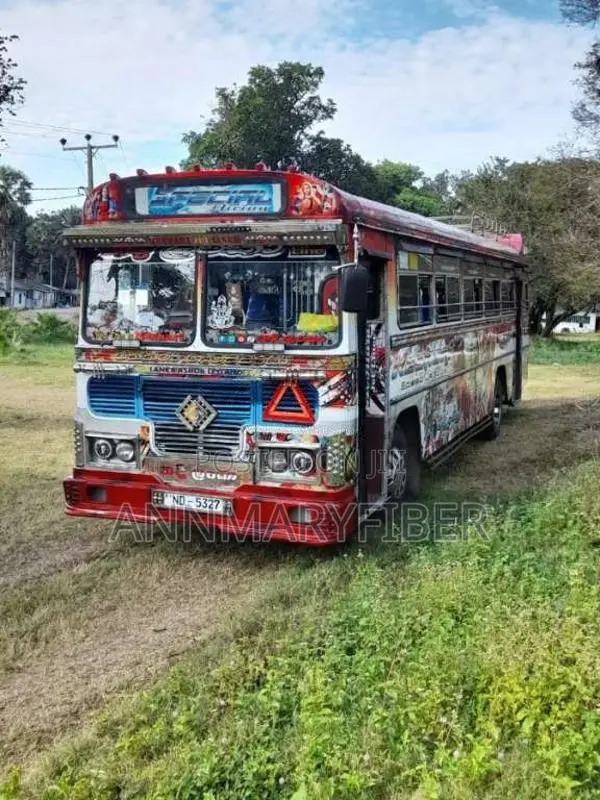 Ashok-Leyland Hino Power 2007 Bus (Used)