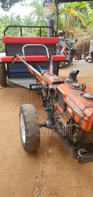 Kubota K7 2012 Tractor (Used)