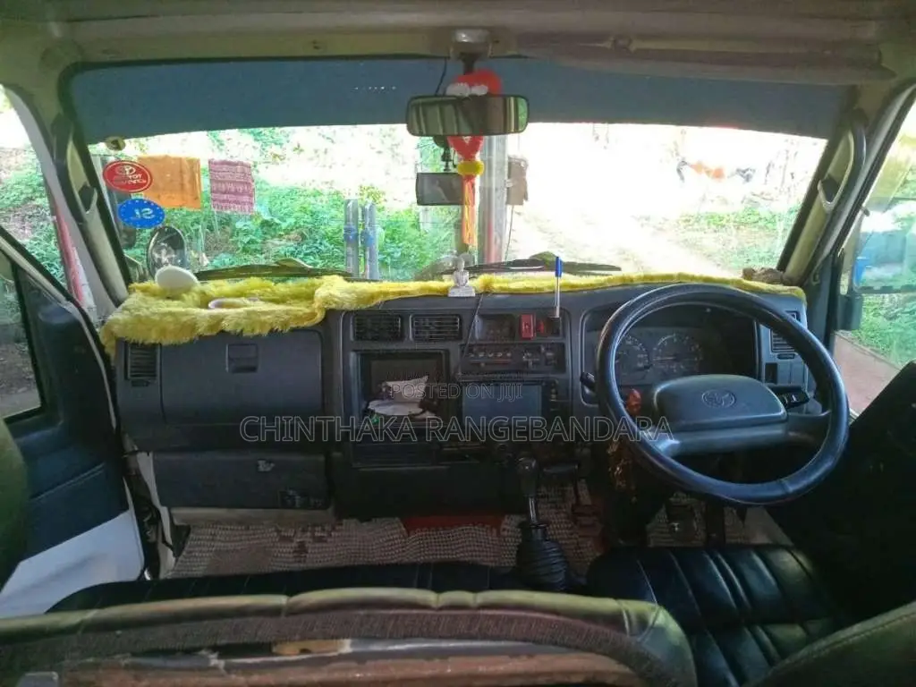 Toyota CrewCab 2000 Crew Cab (Used)