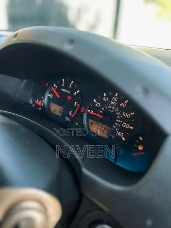 Nissan Navara D40 2008 Pickup (Used)